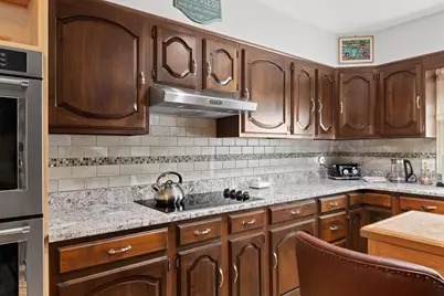 28 Margaret St, Southbridge, MA 01550 - Photo 21