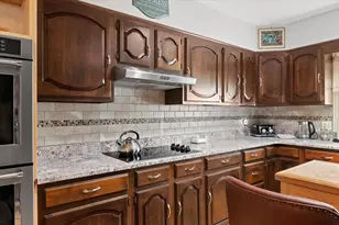 28 Margaret St, Southbridge, MA 01550 - Photo 21