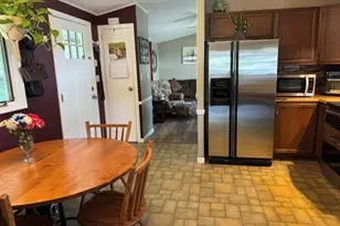 556 Central St, Leominster, MA 01453 - Photo 3