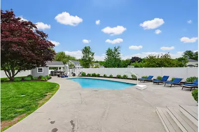 22 Diane Dr, Medway, MA 02053 - Photo 41