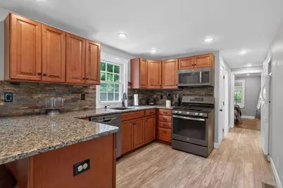 1 Abbott Circle, Groveland, MA 01834 - Photo 7