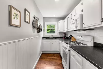 9 Giles St, Methuen, MA 01844 - Photo 11
