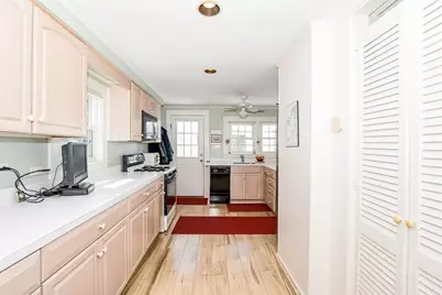 35 Main Street, Mattapoisett, MA 02739 - Photo 11