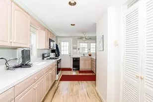 35 Main St, Mattapoisett, MA 02739 - Photo 11