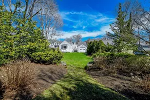 35 Main St, Mattapoisett, MA 02739 - Photo 7