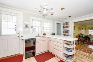 35 Main St, Mattapoisett, MA 02739 - Photo 9
