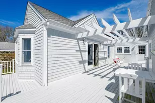 35 Main St, Mattapoisett, MA 02739 - Photo 3