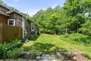 11 Curve St, Sherborn, MA 01770 - Photo 25
