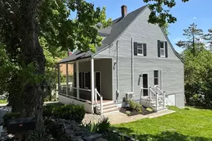 18 Baldwin St, Worcester, MA 01604 - Photo 1