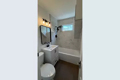 18 Baldwin St, Worcester, MA 01604 - Photo 9