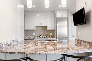 566 Commonwealth Ave, Boston, MA 02215 - Photo 5