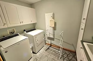 278 Hixville Rd, Dartmouth, MA 02747 - Photo 25