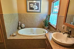 278 Hixville Rd, Dartmouth, MA 02747 - Photo 19
