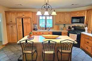 278 Hixville Rd, Dartmouth, MA 02747 - Photo 3