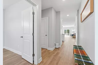 705 Southwood Lane #705, Clinton, MA 01510 - Photo 7