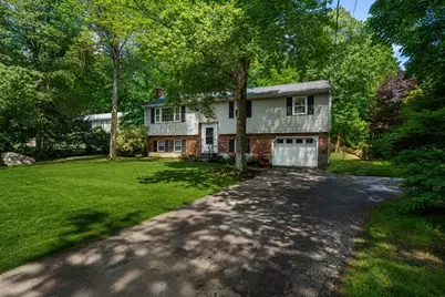 105 High St, Holliston, MA 01746 - Photo 3
