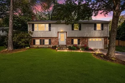 105 High St, Holliston, MA 01746 - Photo 1