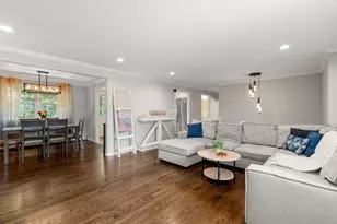 105 High St, Holliston, MA 01746 - Photo 7