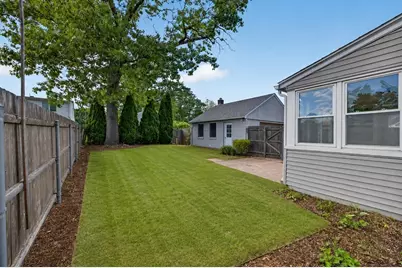 82 Parkside Avenue, Pawtucket, RI 02861 - Photo 27