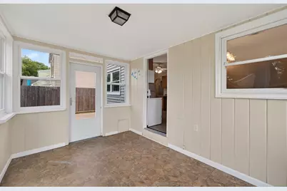 82 Parkside Avenue, Pawtucket, RI 02861 - Photo 3