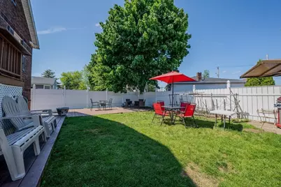 96 Stanton Ave, Revere, MA 02151 - Photo 33