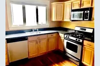 80 Windsor Road #80, Medford, MA 02155 - Photo 3