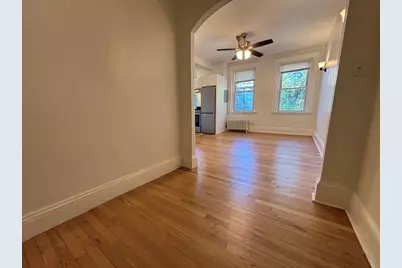 7 Grove St. #3, Boston, MA 02114 - Photo 5