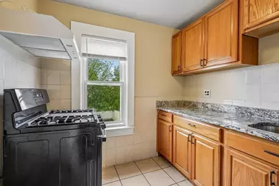 21 Miller St, Blackstone, MA 01504 - Photo 13