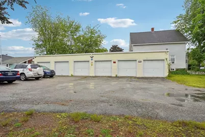 21 Miller St, Blackstone, MA 01504 - Photo 11