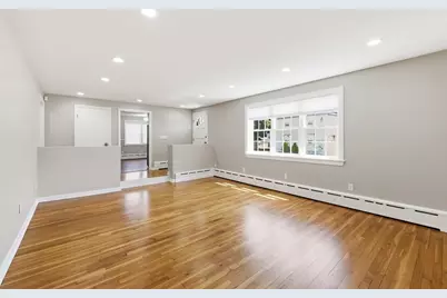 16 Hamilton Ave, Milford, MA 01757 - Photo 9