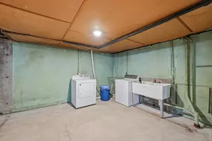 16 Hamilton Ave, Milford, MA 01757 - Photo 31