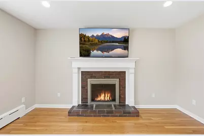 16 Hamilton Ave, Milford, MA 01757 - Photo 11