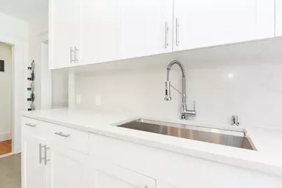 48 Farquhar St, Boston, MA 02131 - Photo 19