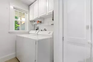 48 Farquhar St, Boston, MA 02131 - Photo 9