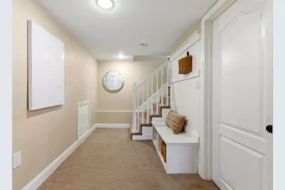 15 Ellis St, Woburn, MA 01801 - Photo 29