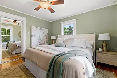 15 Ellis St, Woburn, MA 01801 - Photo 19