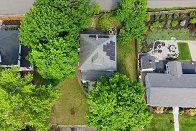 15 Ellis St, Woburn, MA 01801 - Photo 37