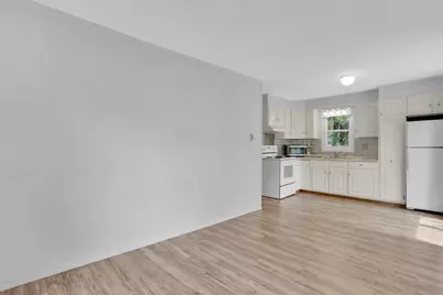 71 Leonard St, Northampton, MA 01053 - Photo 11