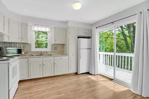 71 Leonard St, Northampton, MA 01053 - Photo 13