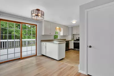71 Leonard St, Northampton, MA 01053 - Photo 17