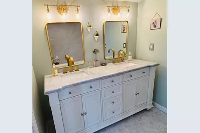 19 Brinsley St, Quincy, MA 02169 - Photo 13