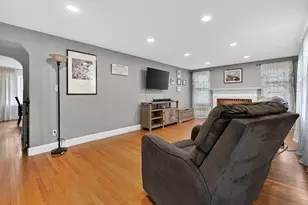 74 Highland St, Boston, MA 02136 - Photo 11