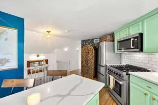 25 Barton St, Newburyport, MA 01950 - Photo 5