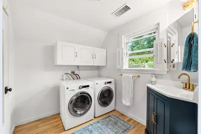 25 Barton St #3, Newburyport, MA 01950 - Photo 15