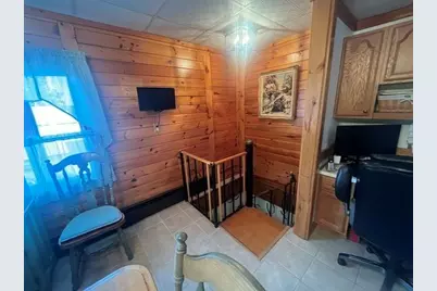 150 Eaton St, Fall River, MA 02723 - Photo 9