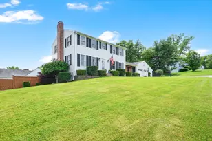 35 Anvil St, Agawam, MA 01030 - Photo 3