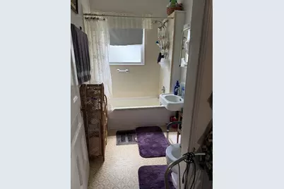 24 Phillips Street, Greenfield, MA 01301 - Photo 9
