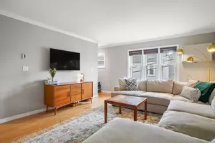 79 Bolton St, Boston, MA 02127 - Photo 5