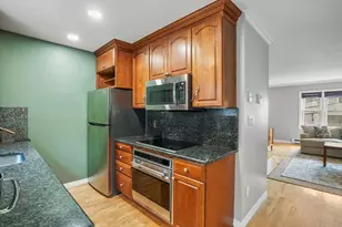 79 Bolton St, Boston, MA 02127 - Photo 9