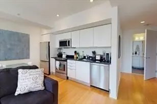 2 Earhart, Cambridge, MA 02141 - Photo 3